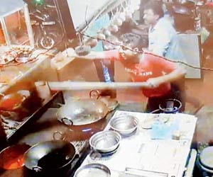 Mumbai Crime: Man attacked with hot oil for criticising Chinese food