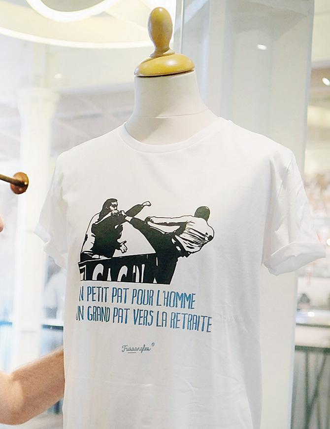 T-shirt designed to ridicule Frenchman