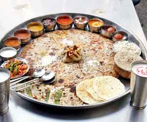 The Baahubali Thali at this Pune eatery is not for the faint-hearted