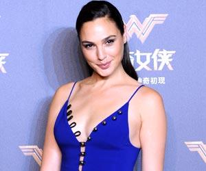 Gal Gadot to star as Wonder Woman again if Brett Ratner is out