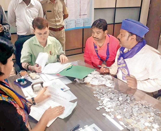 Gunwant Rathore, a BSP candidate, in protest of demonetisation, gave the deposit of Rs.5,000 for his candidature, in coins of R 1,2,5 and 10.