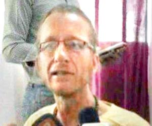 German alleges he was roughed up at railway station in India