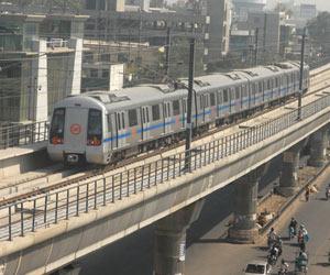 Hyderabad Metro Rail opens to public; passengers elated