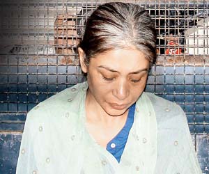 Indrani Mukerjea tells Peter in letter: Don't talk to me or offer your dabba