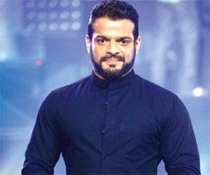 Karan Patel takes legal action against impostor, warns his fans on Instagram