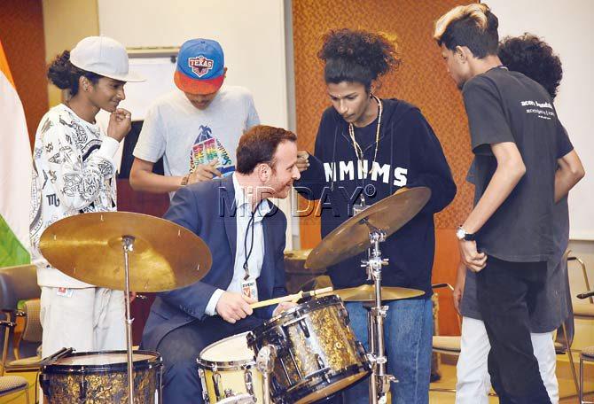 American drummer Keith Balla jams with Dharavi Rocks members at the session in Bandra Kurla Complex. Pic/Shadab Khan