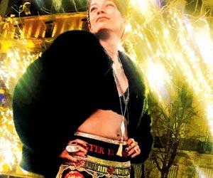 Actress Koel Purie celebrates her birthday at a wild cabaret club