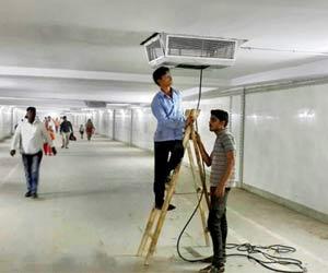 Mumbai: Kurla subway cleared of garbage, gutkha stains following mid-day report