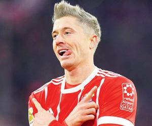 Bundesliga: Lewandowski's brace pushes Bayern Munich ahead on table