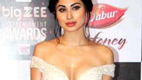 480px x 270px - Mouni Roy: I avoid using products with strong chemicals