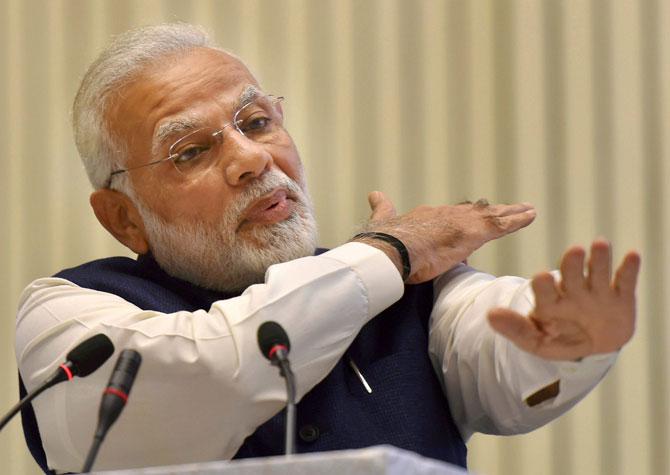 Narendra Modi taunts Congress: Yes, I sold tea but not the nation
