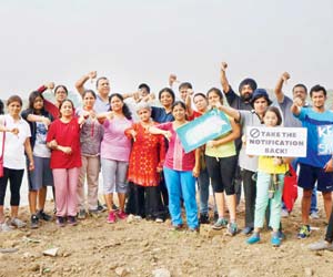 Residents of Navi Mumbai come together to save wetlands near Palm Beach Road