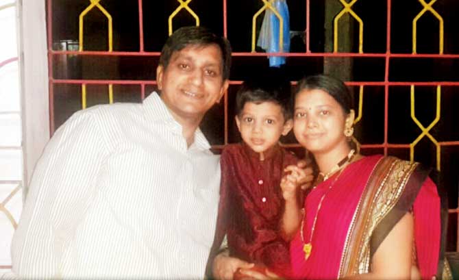 Priti and Kishore Pawar with son Lokesh