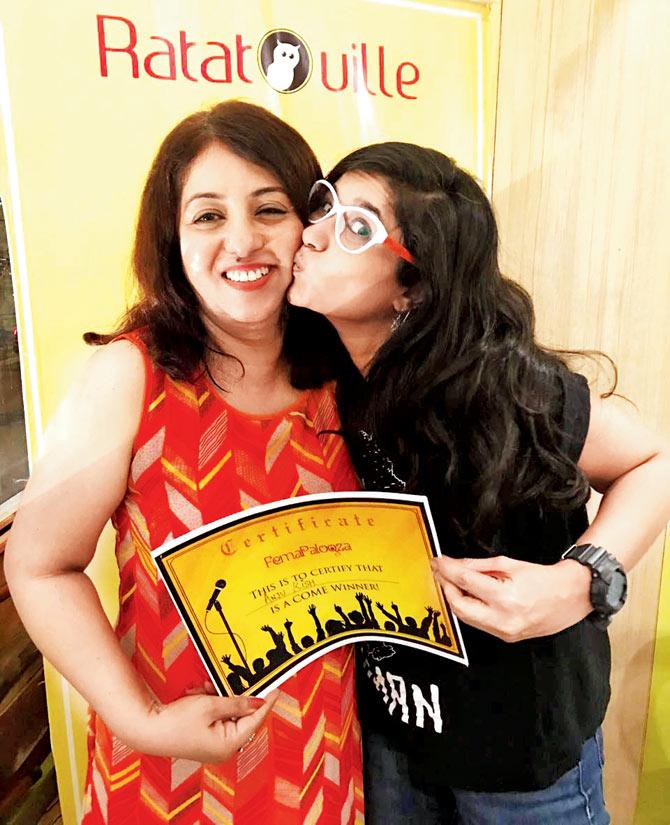 Anju with her mentor Jeeya Sethi, after winning a stand-up competition