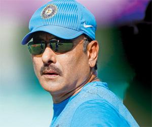 Ravi Shastri: Some jealous people waiting to see MS Dhoni's career end