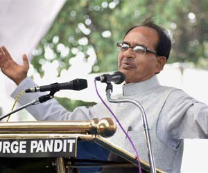 Madhya Pradesh Chief Minister  assures houses for the poor by 2022