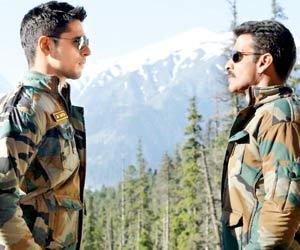 Sidharth Malhotra posts candid picture with Aiyaary co-star Manoj Bajpayee