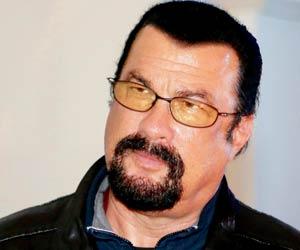Actor Portia De Rossi alleges that actor Steven Seagal sexually harassed her