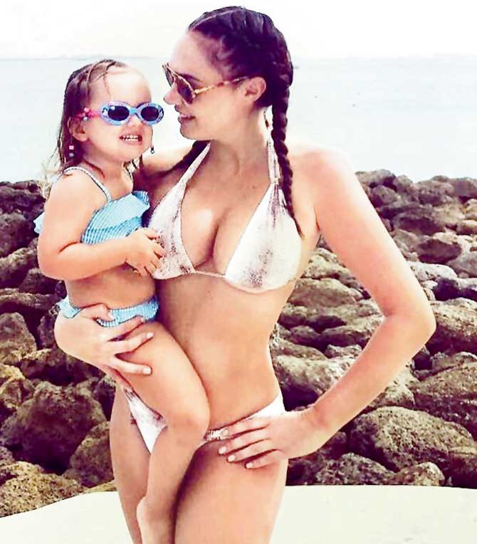 Tamara Ecclestone with daughter