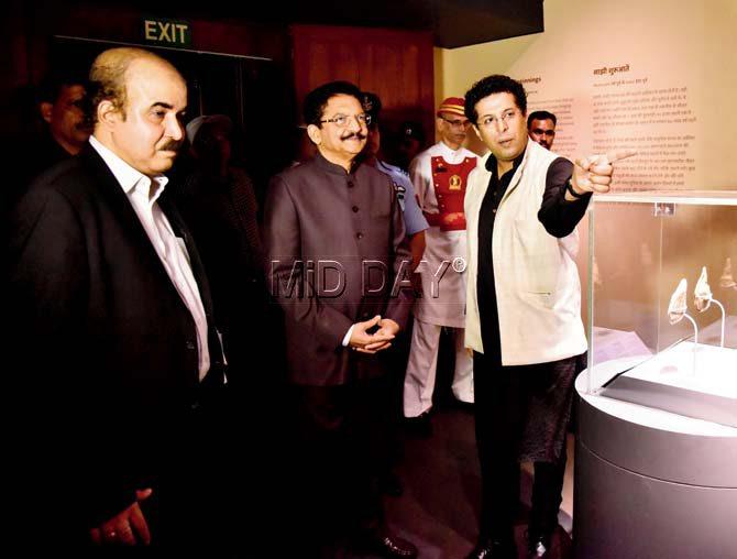 Sabyasachi Mukherjee (left) with Governor C Vidyasagar Rao and co-curator Naman Ahuja