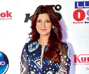 Twinkle Khanna apologises for defending husband Akshay Kumar