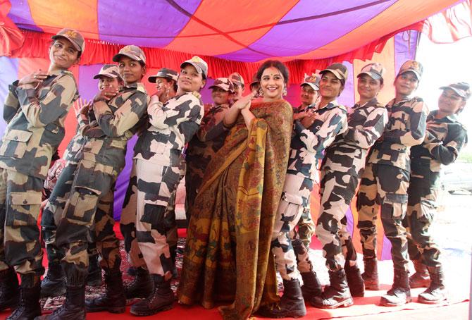 Vidya Balan spends time with female soldiers on India-Pakistan border