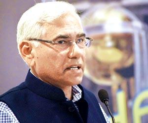 You people cover cricket or 2G: Vinod Rai asks scribes