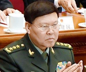 Top Chinese general kills self to escape graft probe