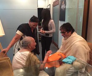 Aahana Kumra's special surprise for a 98-year-old Amitabh Bachchan fan