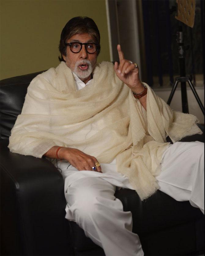 Amitabh Bachchan denies reports of 