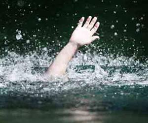 Two youths die, three escape narrowly as car drowns in Yamuna river