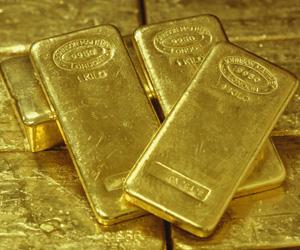 Gold plunges by Rs 600 to below Rs 31,000 level