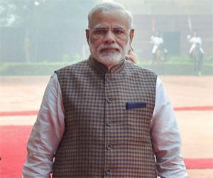 PM Narendra Modi arrives in Philippines for Asean, East Asia summits