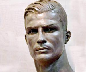 Cristiano Ronaldo's bust now looks like him