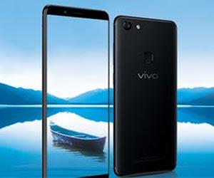 Vivo showcases first in-display fingerprint scanning smartphone