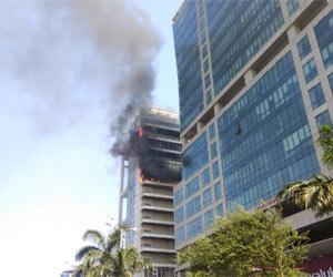 Navi Mumbai: Major fire breaks out in Vashi building
