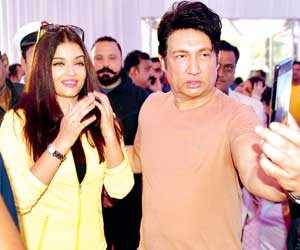 Aishwarya Rai Bachchan spotted with Shekhar Suman