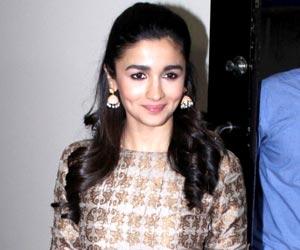 Alia Bhatt just gave Deepika Padukone the best compliment for 'Padmavati'