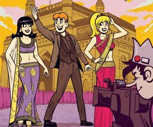 Archie, Betty and Veronica come to Gateway of India