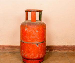 CNG, cooking gas prices to rise by 16 per cent, may lead to rise in fares