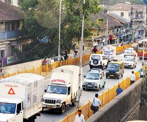 Mumbai stampede: Elphinstone FOB won't be wide open anytime soon