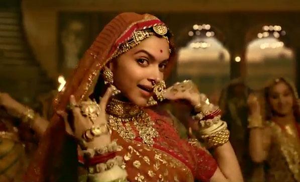 Deepika Padukone looks ethereal as 'Padmavati' in 'Ghoomar' song