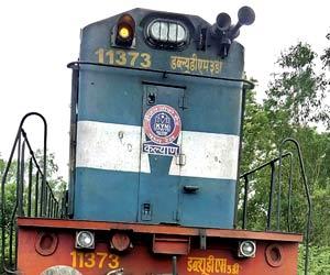 Mumbai-Goa Duronto Engine Derailment: No casualties declared