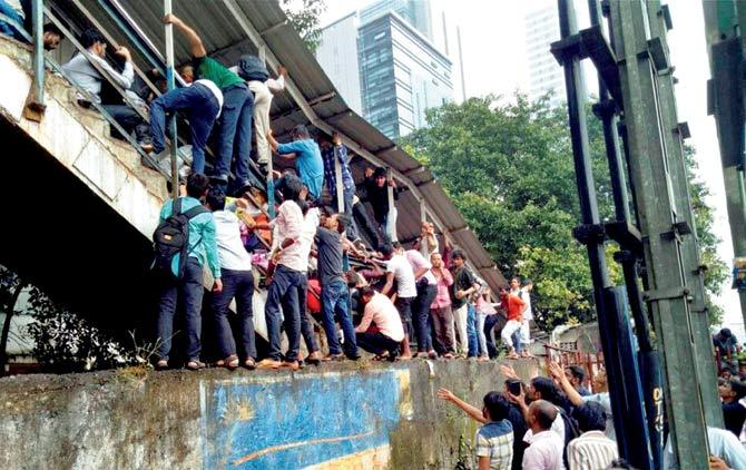 What happened at Elphinstone Road station wasn
