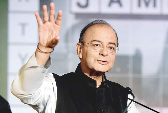 Ease of doing business: Arun Jaitley and Rahul Gandhi trade barbs on Twitter