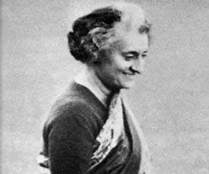 Pranab Mukherjee, Manmohan Singh, Rahul Gandhi pay tributes to Indira Gandhi