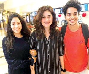 Jhanvi Kapoor and Ishaan Khattar spotted on a movie date