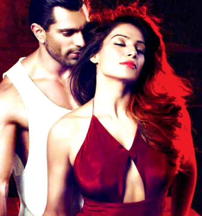 Karan Singh Grover with wife Bipasha Basu