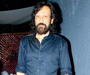Kay Kay Menon joins Instagram, Facebook and Twitter