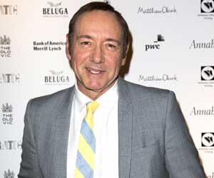 Anthony Rapp alleges Kevin Spacey made sexual advance toward him